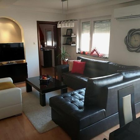 Brand New Apt In City Center Bitola Extérieur photo